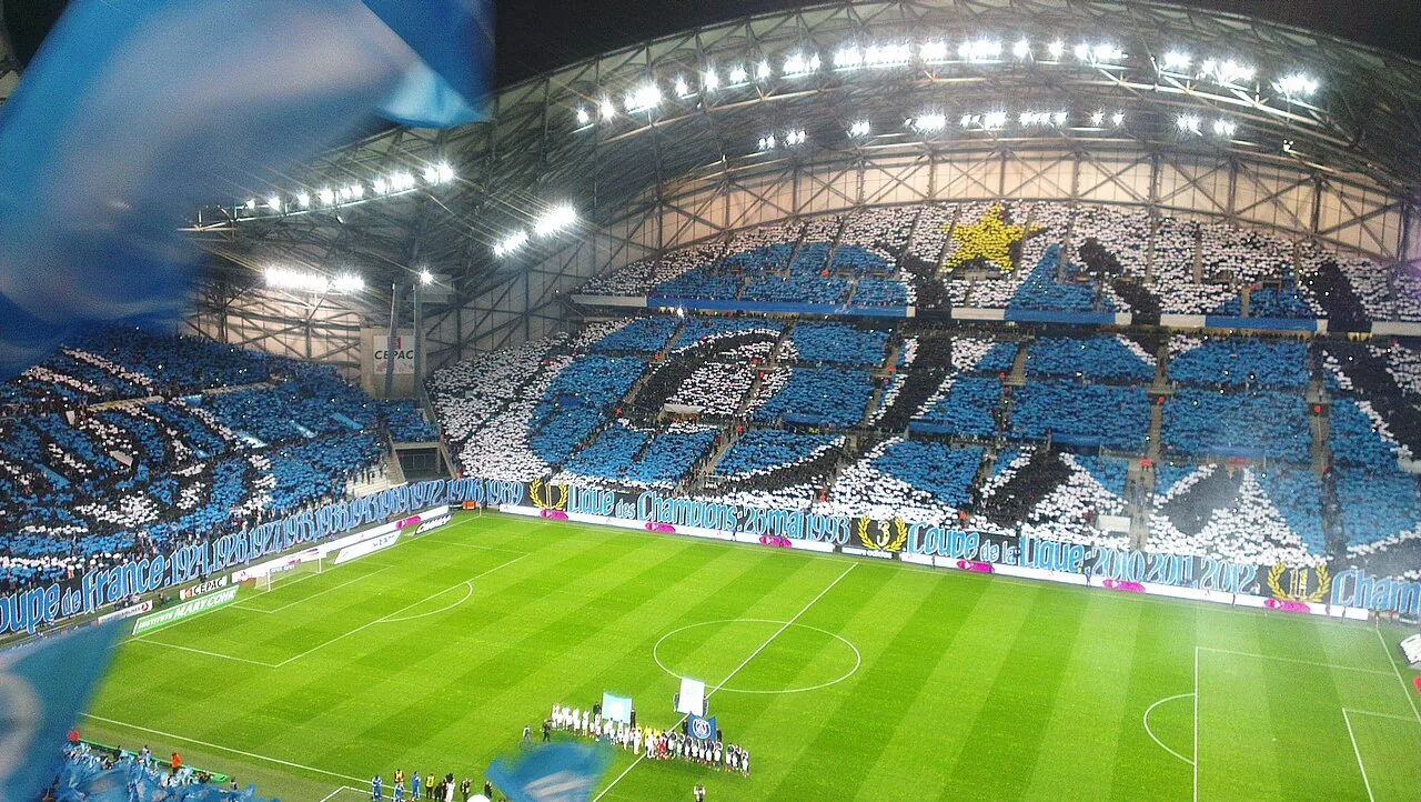 Vue du stade Vélodrome de Marseille depuis les tribunes