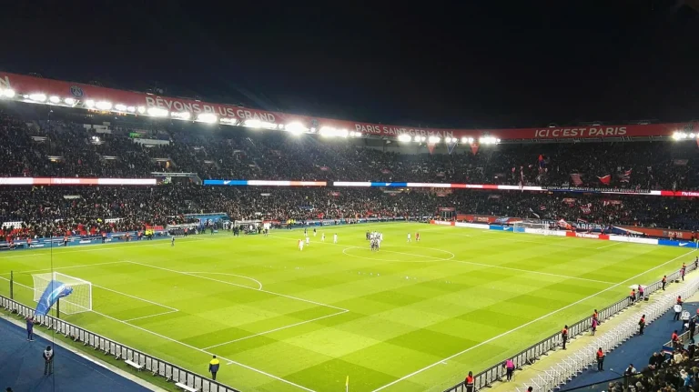 Vue du Parc des Princes, stade du Paris Saint-Germain